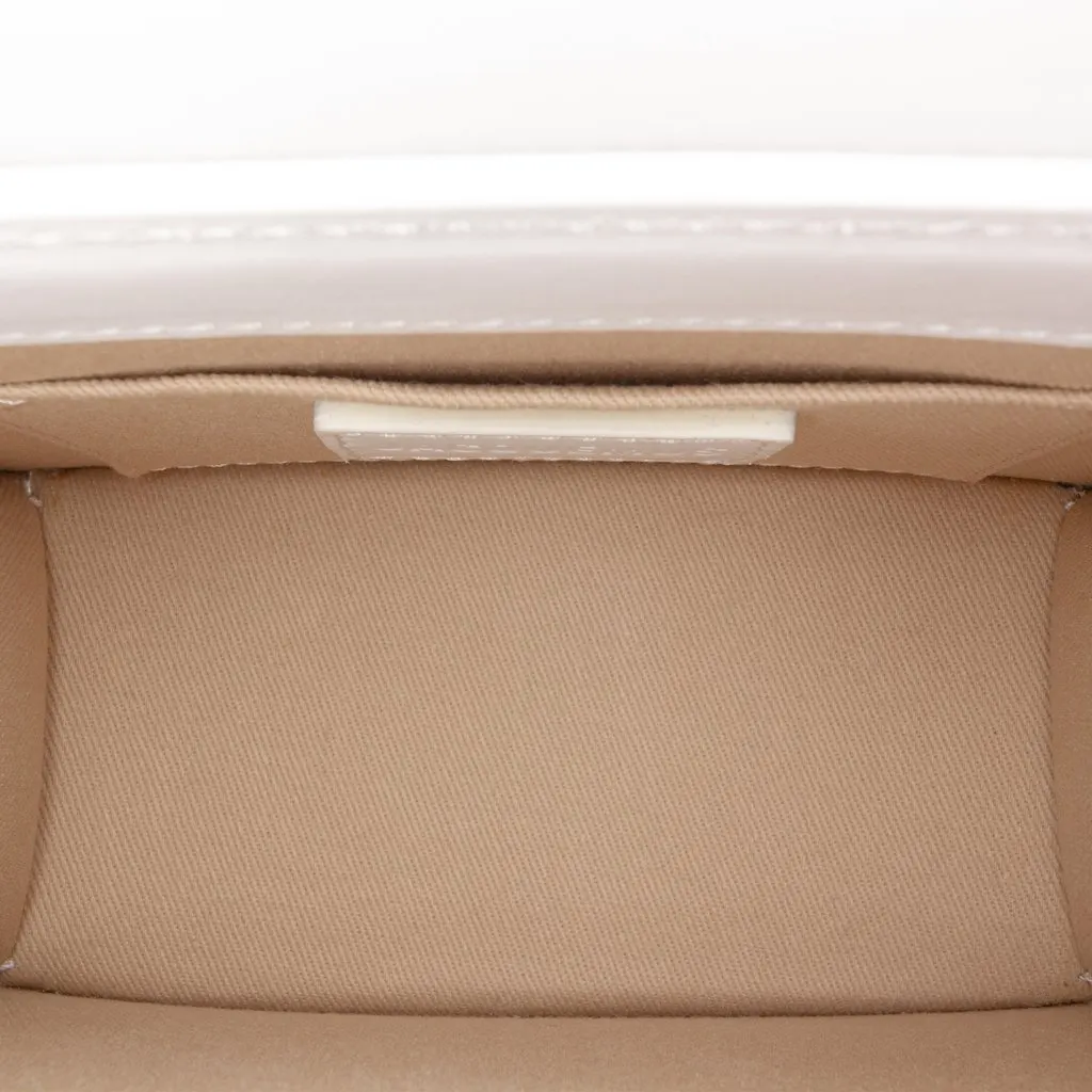 Jacquemus Leather Le Chiquito Moyen White Leather Very good - Model View