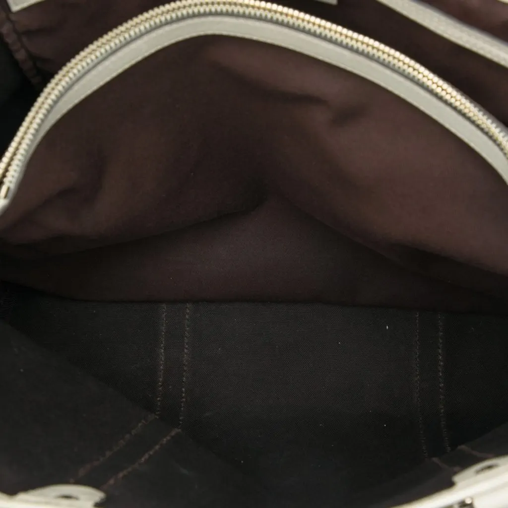 Gucci GG Supreme Joy Vertical Tote Beige Canvas Good - Model View
