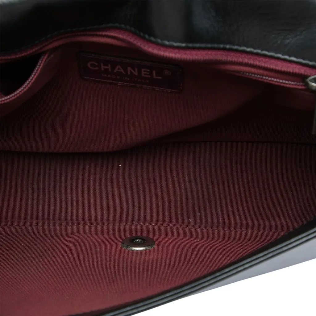 Chanel Medium Quilted Aged Calfskin Coco Boy Flap Black Leather Very good - Model View