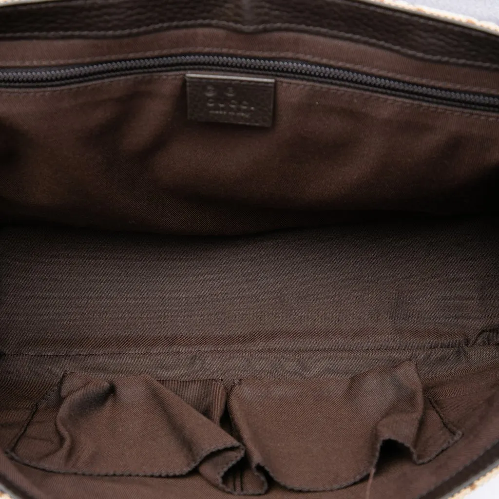 Gucci GG Canvas Flap Crossbody Beige Canvas Very good - Model View