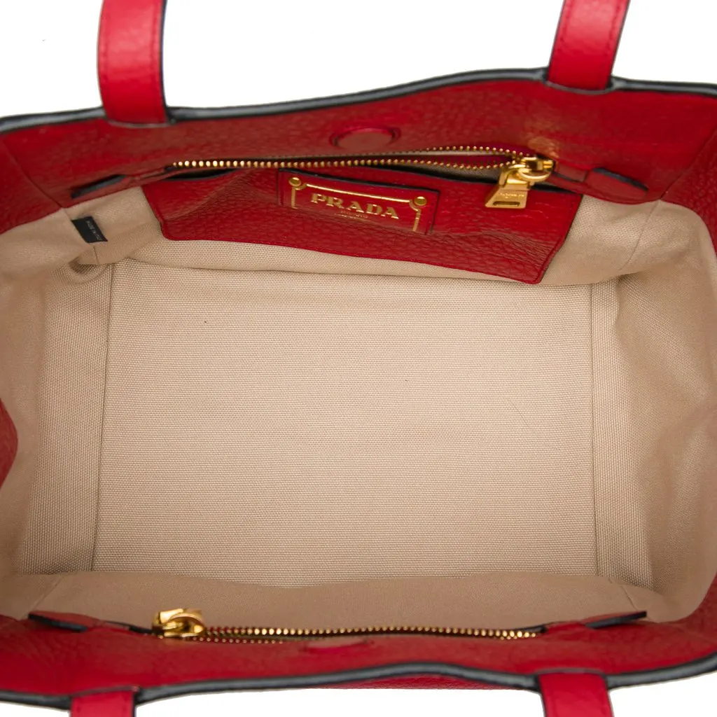 Prada Vitello Daino Tote Red Leather Very good - Model View