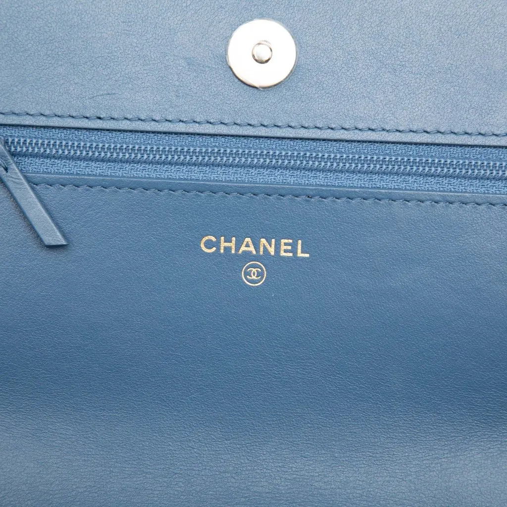 Chanel Denim 19 Flap Wallet On Chain Blue Denim Very good - Box View