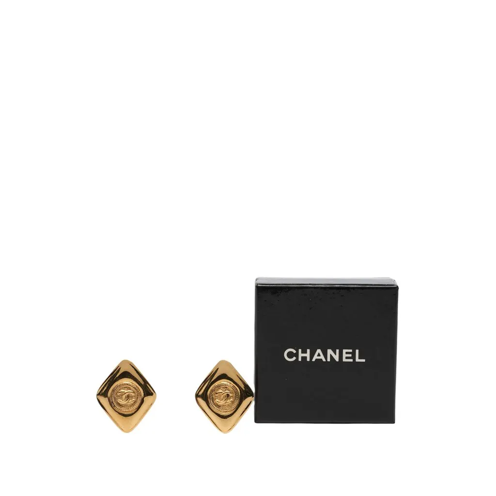 Chanel CC Gold Plated Rhombus Clip On Earrings Gold Metal Very good - Model View