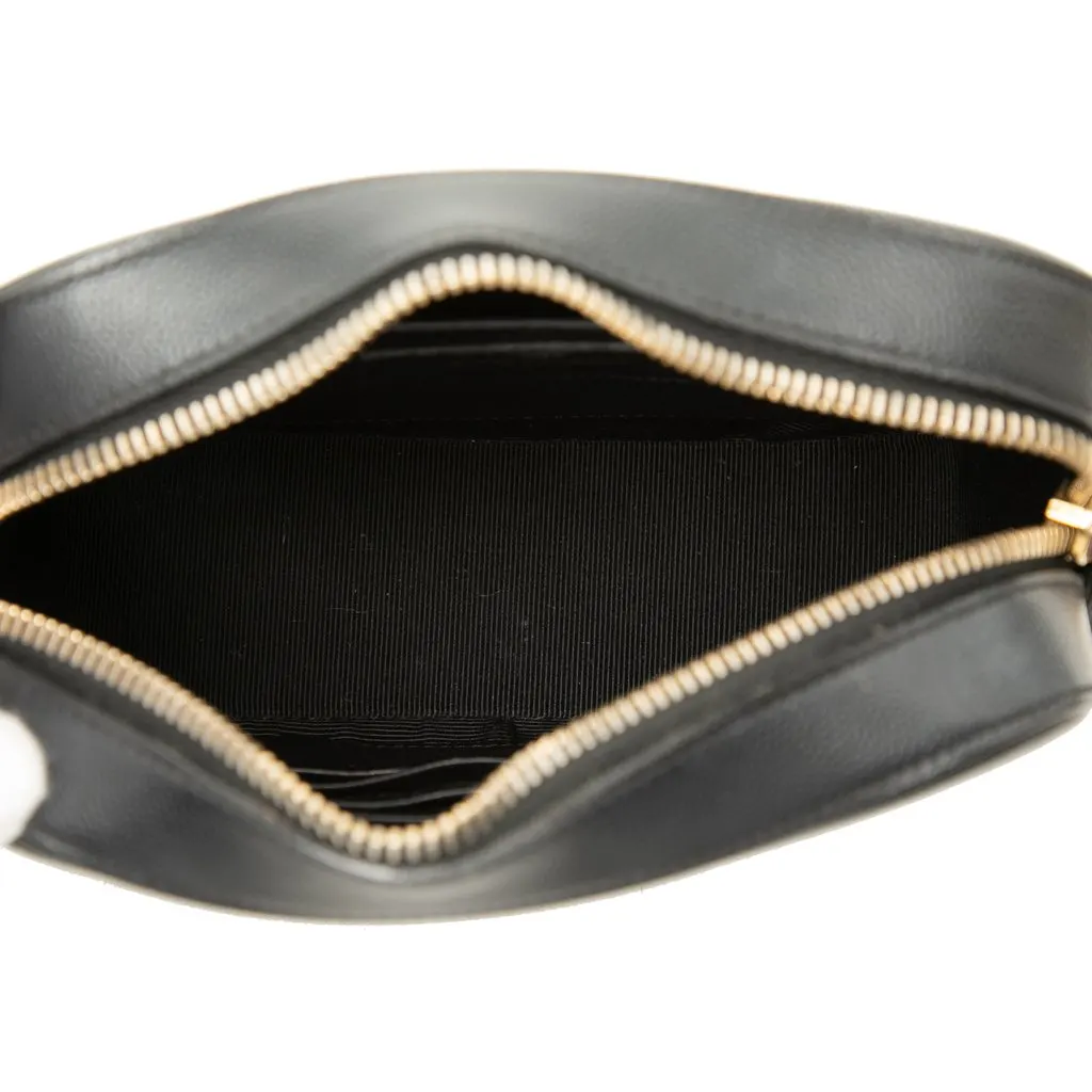 Saint Laurent Small Grain De Poudre Classic Monogram Camera Bag Black Leather Very good - Model View
