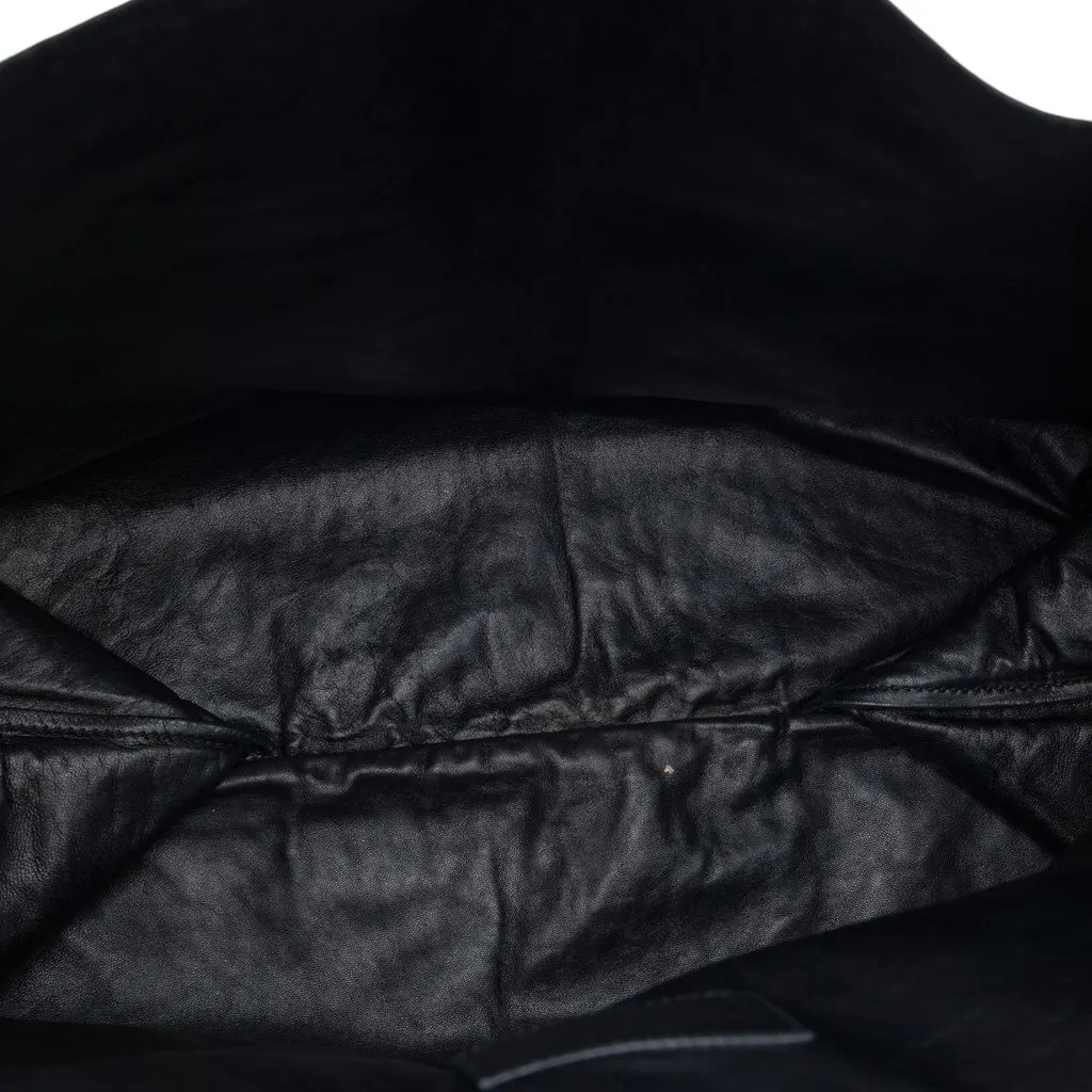 Prada Crinkled Nappa Tote Black Leather Very good - Model View