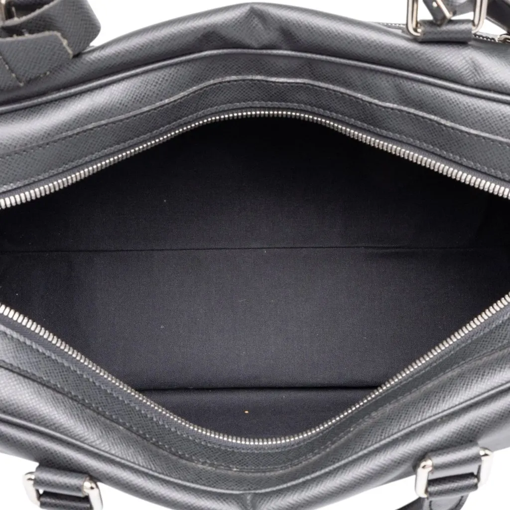 Louis Vuitton Taiga Stanislav Black Leather Good - Model View