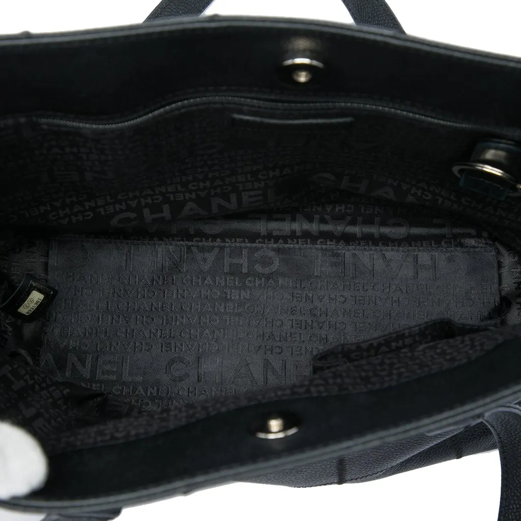 Chanel Caviar Chocolate Bar Tote Black Leather Very good - Model View