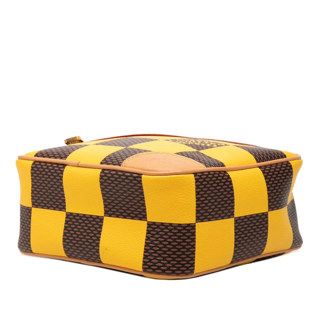 Louis Vuitton Damier Pop Chess Messenger Yellow Canvas Very good - Inside View