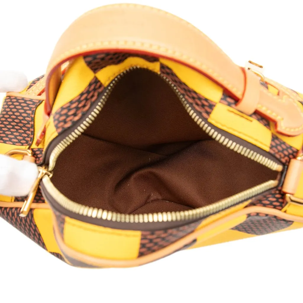 Louis Vuitton Damier Pop Chess Messenger Yellow Canvas Very good - Model View
