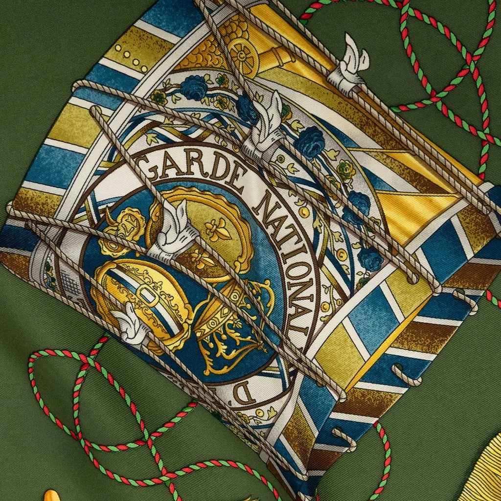 Hermès Les Tambours Silk Scarf 90 Green Silk Very good - Box View