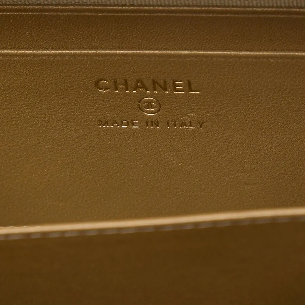 Chanel CC Quilted Lambskin Pearl Crush Camera Bag Brown Leather Very good - Box View