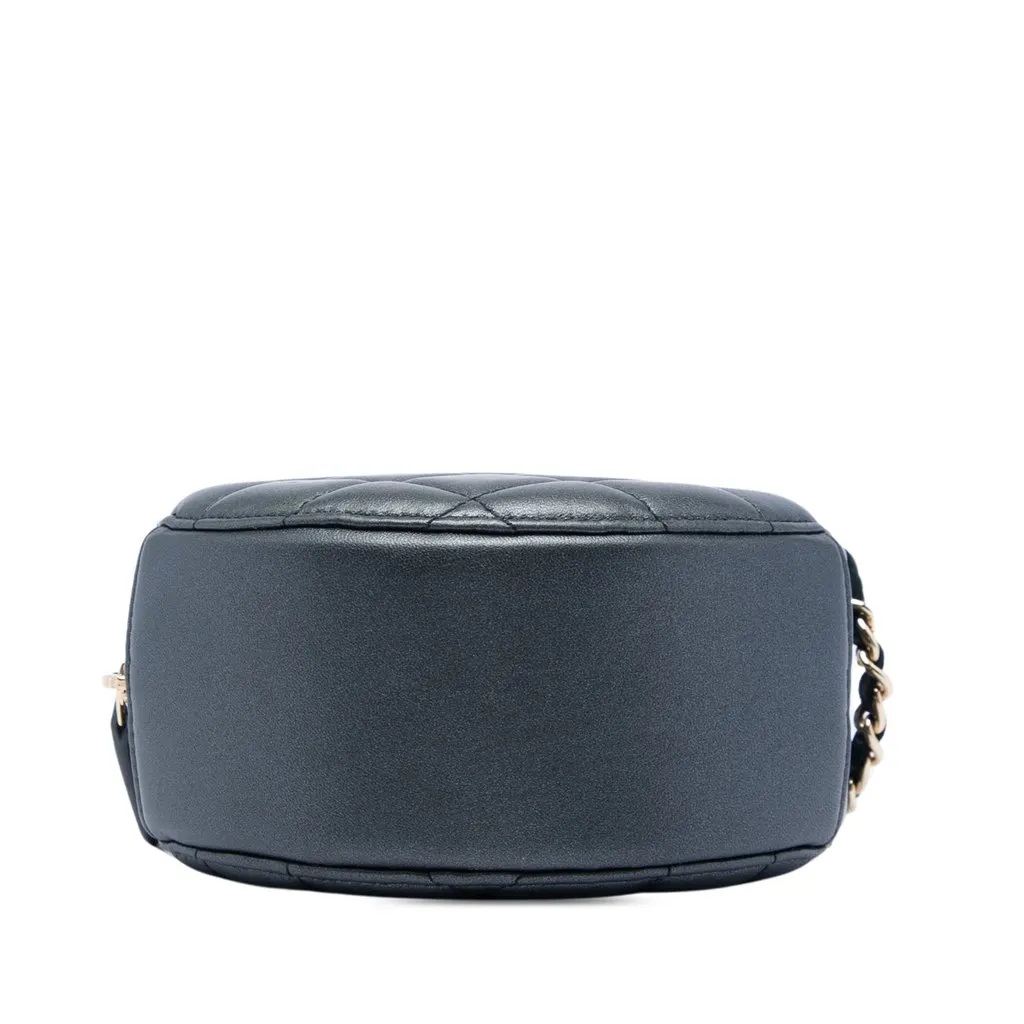 Chanel CC Quilted Iridescent Lambskin Pearl Round Clutch with Chain Black Leather Very good - Inside View