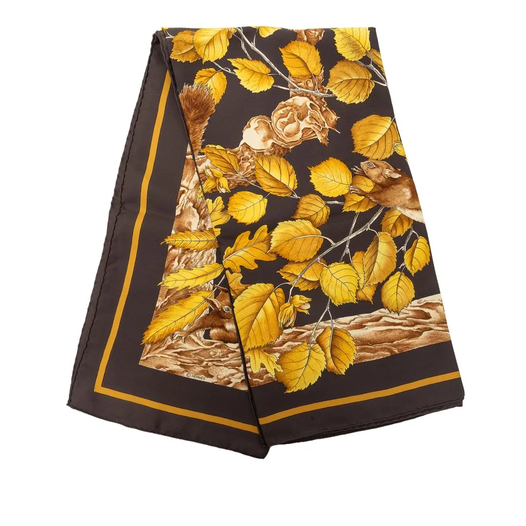 Hermès Casse Noisette Silk Scarf 90