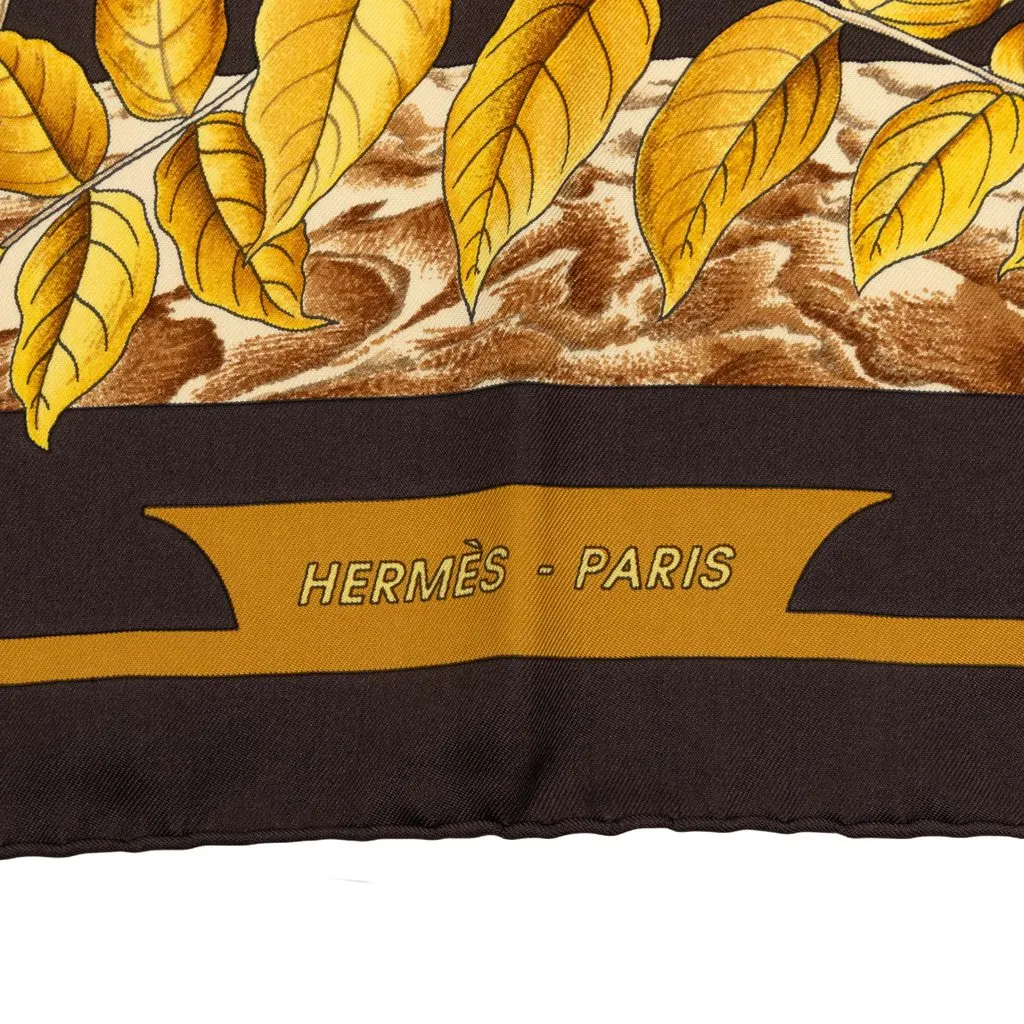 Hermès Casse Noisette Silk Scarf 90 Brown Never worn - Model View