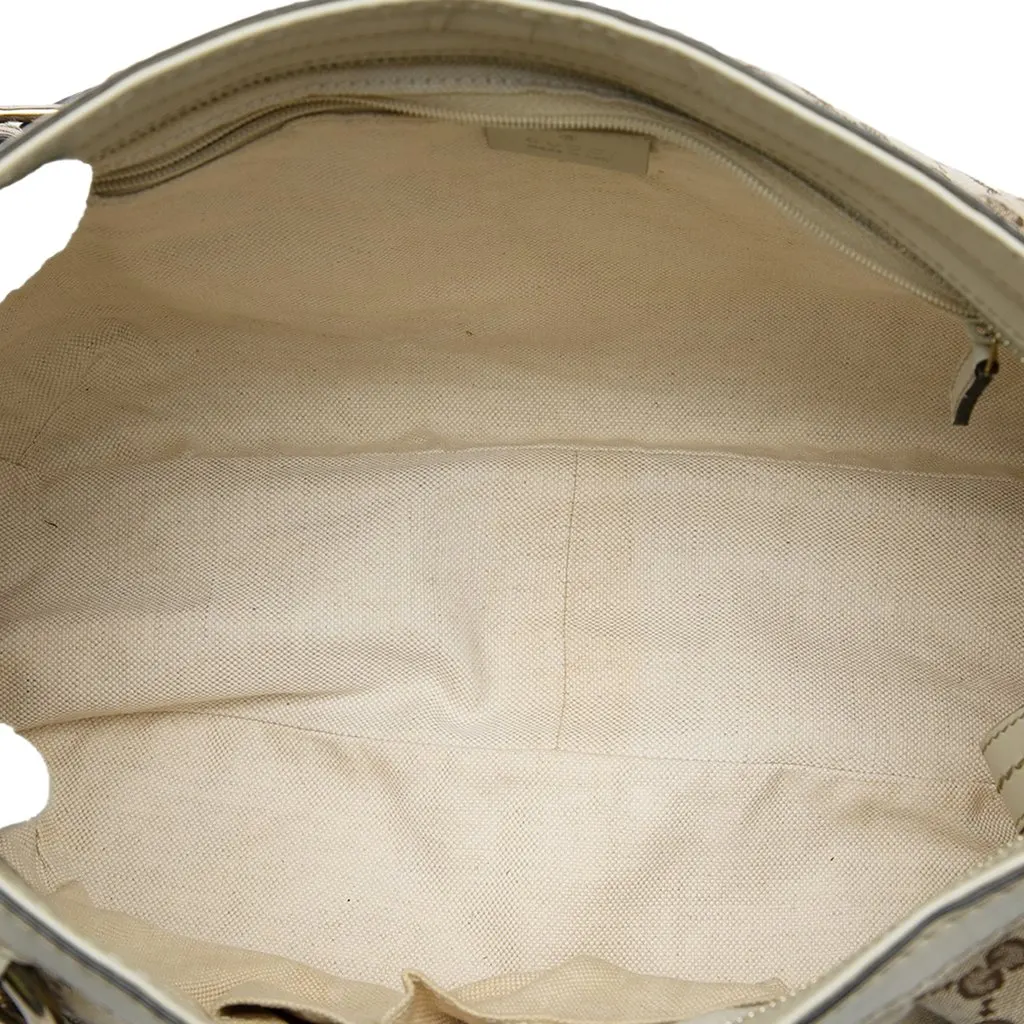Gucci GG Canvas Sukey Crossbody Beige Canvas Very good - Model View