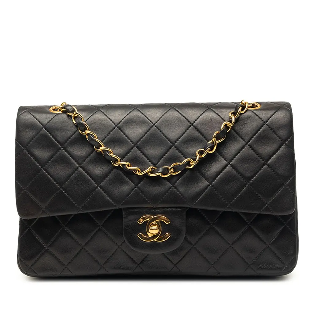 Chanel Medium Classic Lambskin Double Flap Black Leather Very good - Front View
