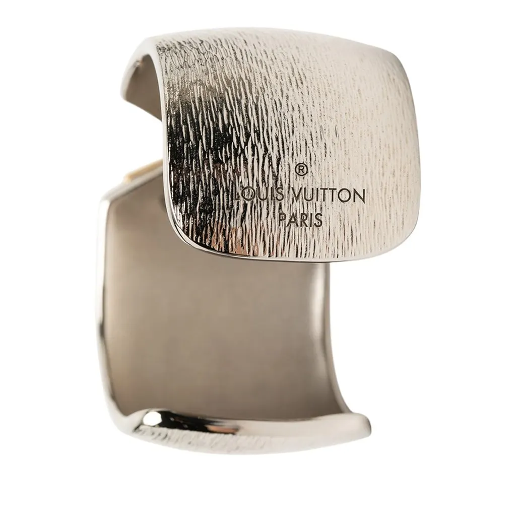 Louis Vuitton Textured Brass Essential V Colorama Open Cuff Bracelet Silver Metal Very good - Model View