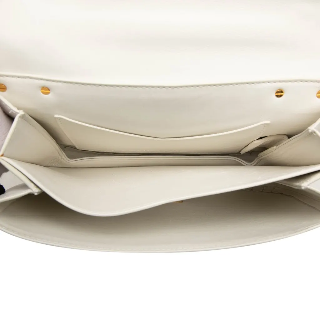 Bottega Veneta Small Leather Mount Envelope Chain Bag White Leather Very good - Model View