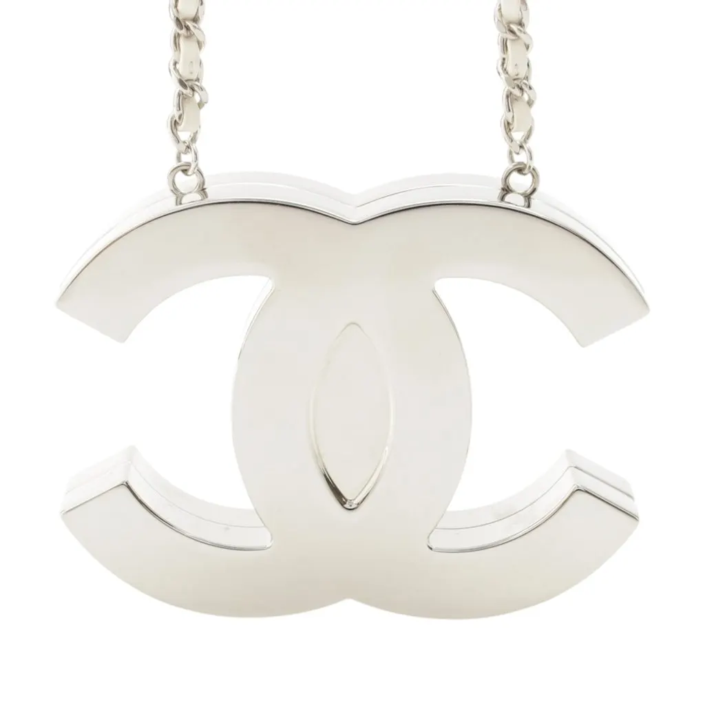 Chanel CC Brass and Lambskin Mirror Necklace Silver Metal Very good - Front View