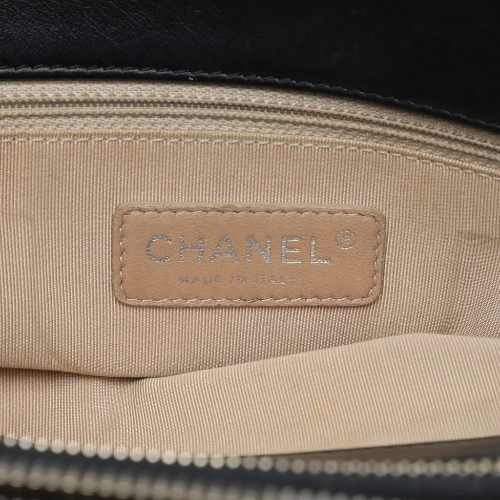 Chanel Glazed Crackled Calfskin Reissue Tote Black Leather Very good - Box View