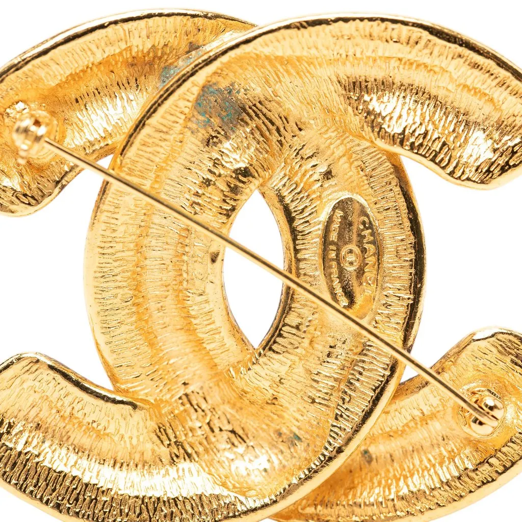 Chanel CC Gold Plated Quilted Brooch Gold Metal Very good - Inside View