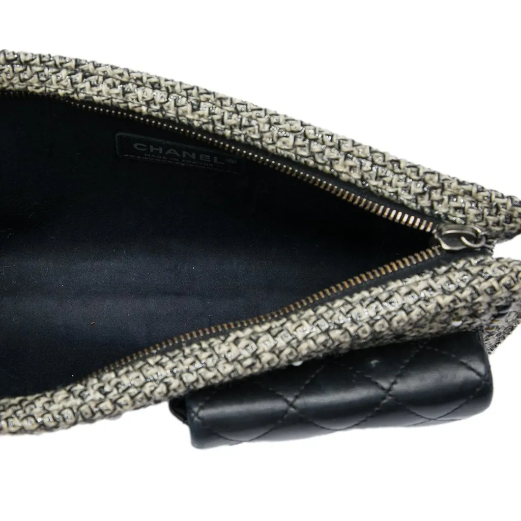 Chanel Monochrome Tweed Embellished Mineral Nights Pochette Wristlet Black Tweed Good - Model View
