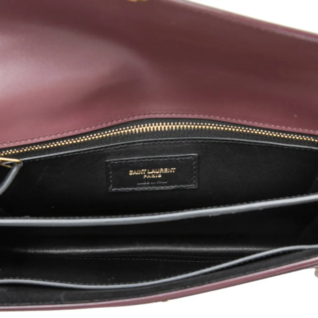 Saint Laurent Smooth Calfskin Monogram Cassandra Clasp Bag Red Leather Very good - Model View