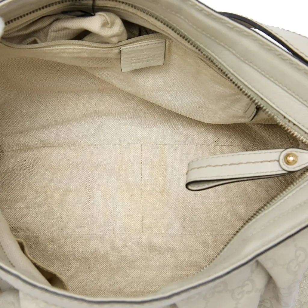 Gucci Guccissima Sukey Crossbody White Leather Very good - Model View