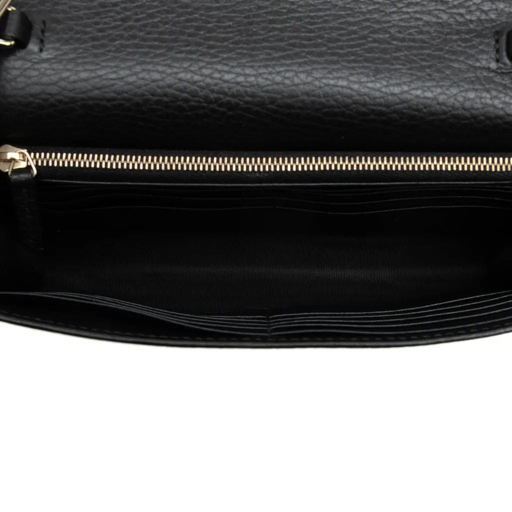 Gucci Dollar Calfskin Interlocking G Wallet on Chain Black Leather Very good - Model View