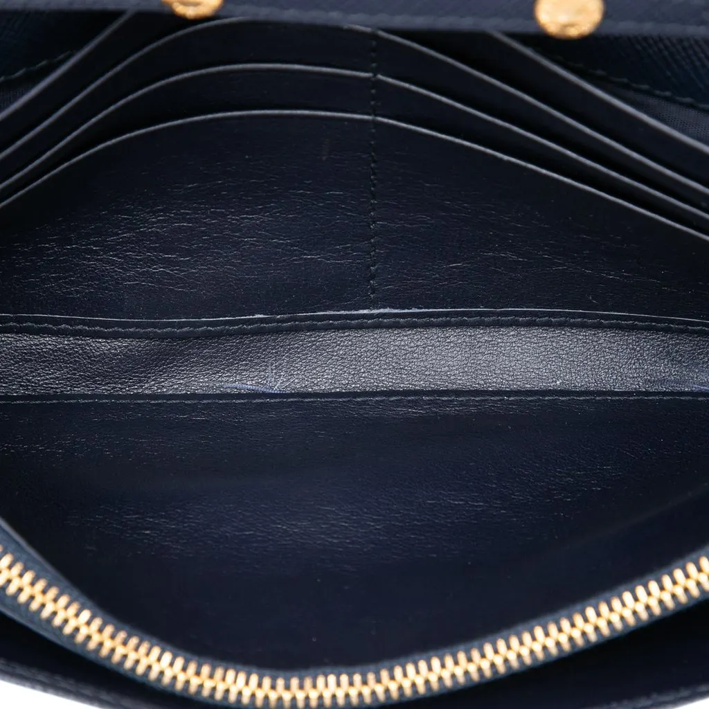 Prada Saffiano Lux Wallet On Chain Blue Leather Very good - Model View