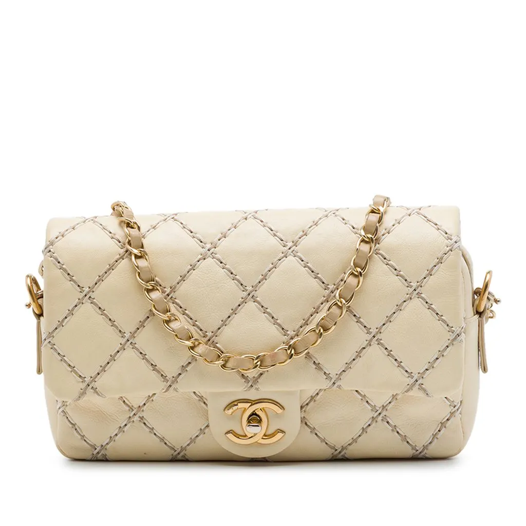Chanel CC Quilted Calfskin Wild Stitch Flap Beige Leather Very good - Front View