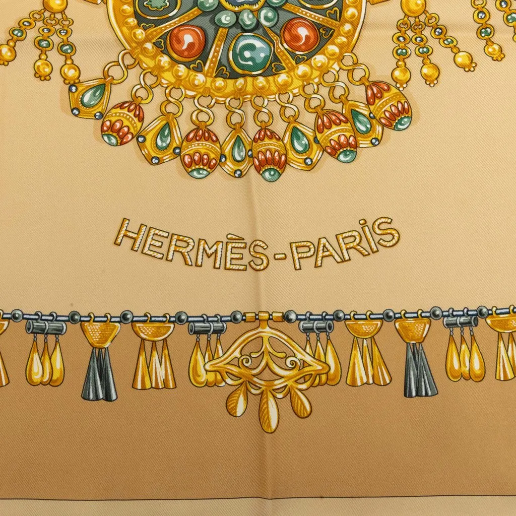 Hermès Parures des Sables Silk Scarf 90 Beige Silk Very good - Inside View