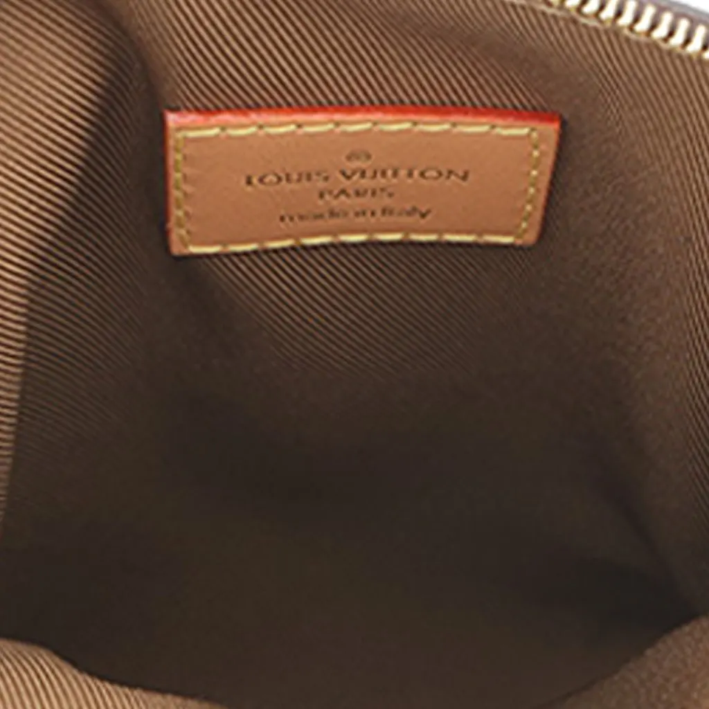 Louis Vuitton Monogram Utility Phone Sleeve Brown Very good - Model View