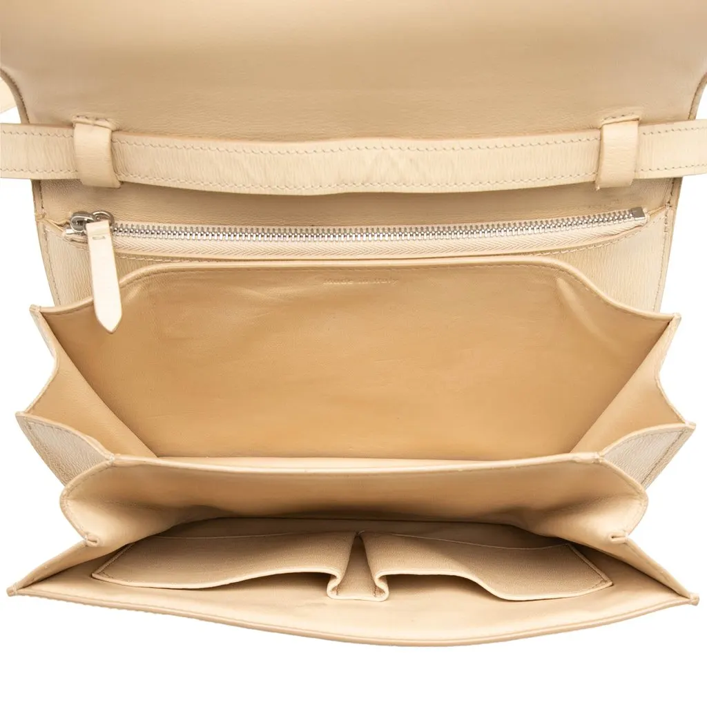 Celine Medium Calfskin Classic Box Beige Leather Very good - Model View