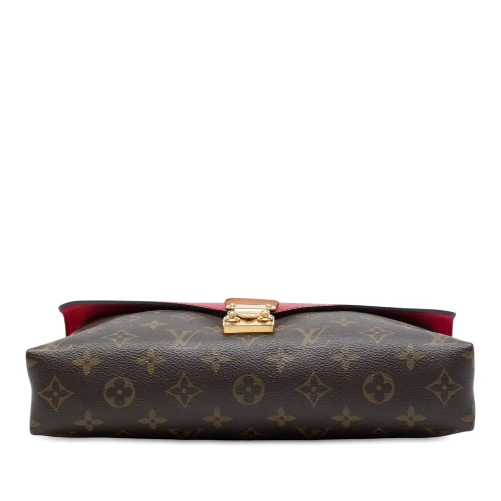 Louis Vuitton Monogram Pallas Chain Brown Very good - Inside View