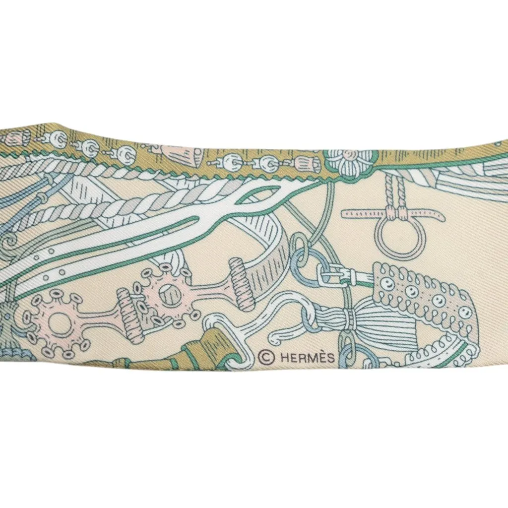 Hermès Bouquets Sellier Silk Twilly Scarf Beige Very good - Model View
