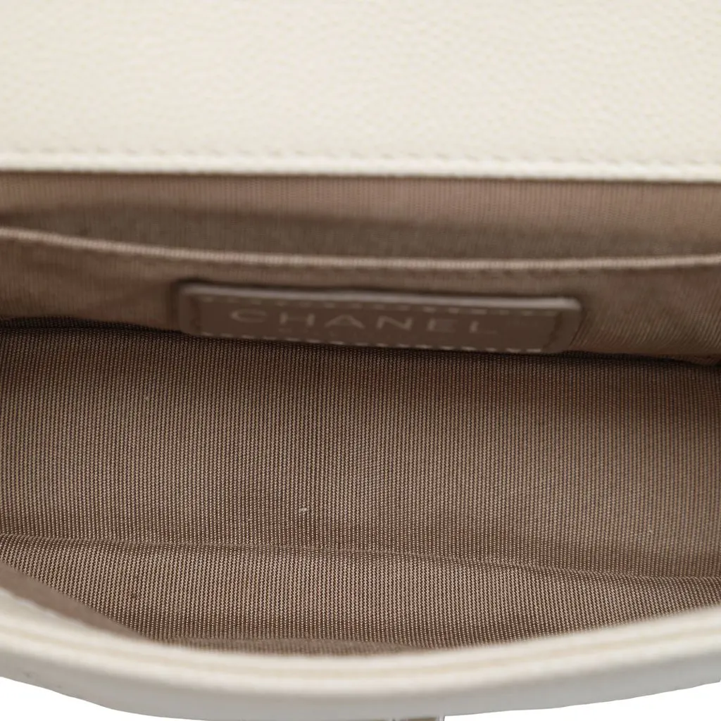 Chanel Small Macro Chevron Caviar Flap White Leather Very good - Model View