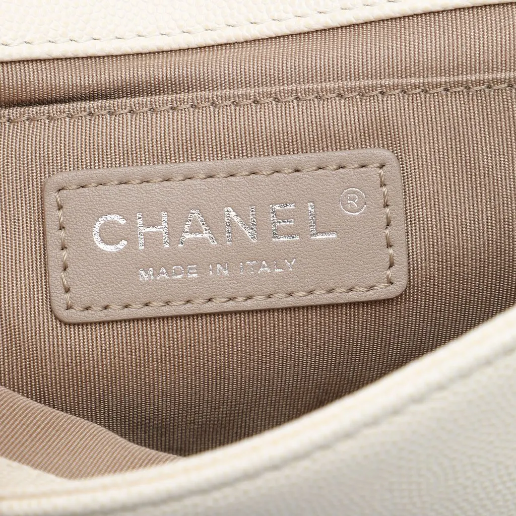 Chanel Small Macro Chevron Caviar Flap White Leather Very good - Box View