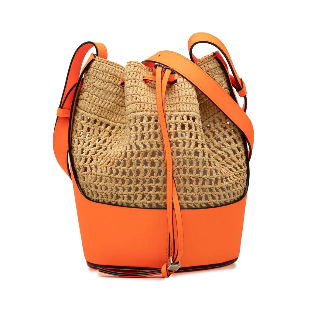 Loewe Small Raffia and Calfskin Balloon Bucket Bag Beige Rattan Very good - Front View