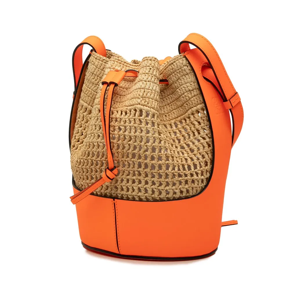 Loewe Small Raffia and Calfskin Balloon Bucket Bag Beige Rattan Very good - Back View