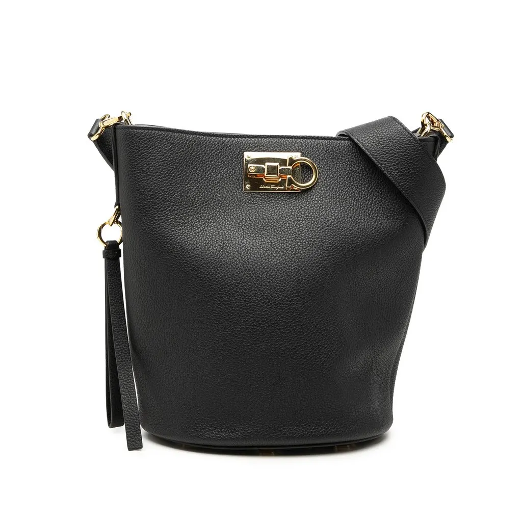 Salvatore Ferragamo Grained Calfskin Studio Bucket Bag Black Leather Very good - Front View