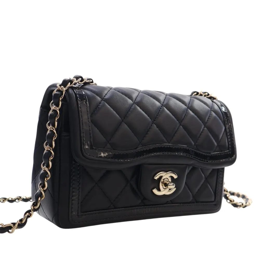Chanel Mini CC Quilted Shiny Lambskin Half Flap Black Leather Very good - Back View