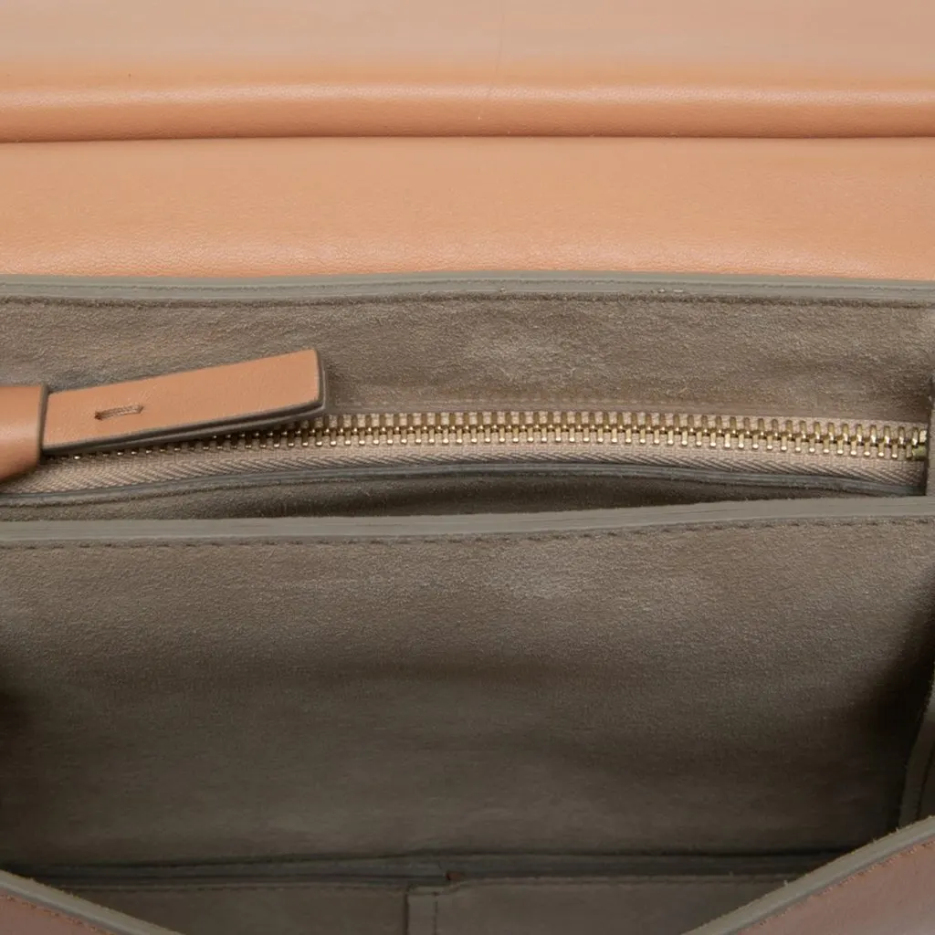 Chloé Medium Calfskin and Suede Faye Crossbody Brown Leather Very good - Model View