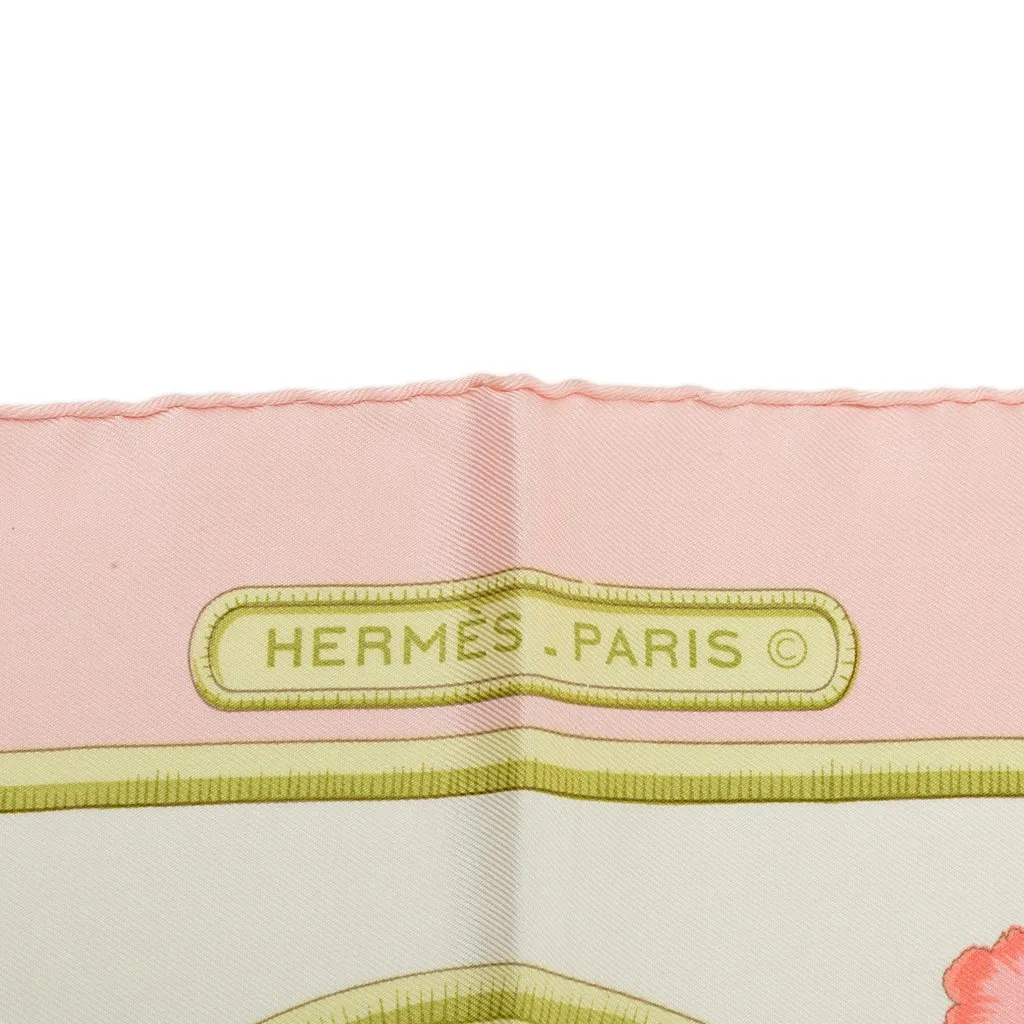 Hermès Caraibes Silk Scarf 90 White Silk Very good - Model View