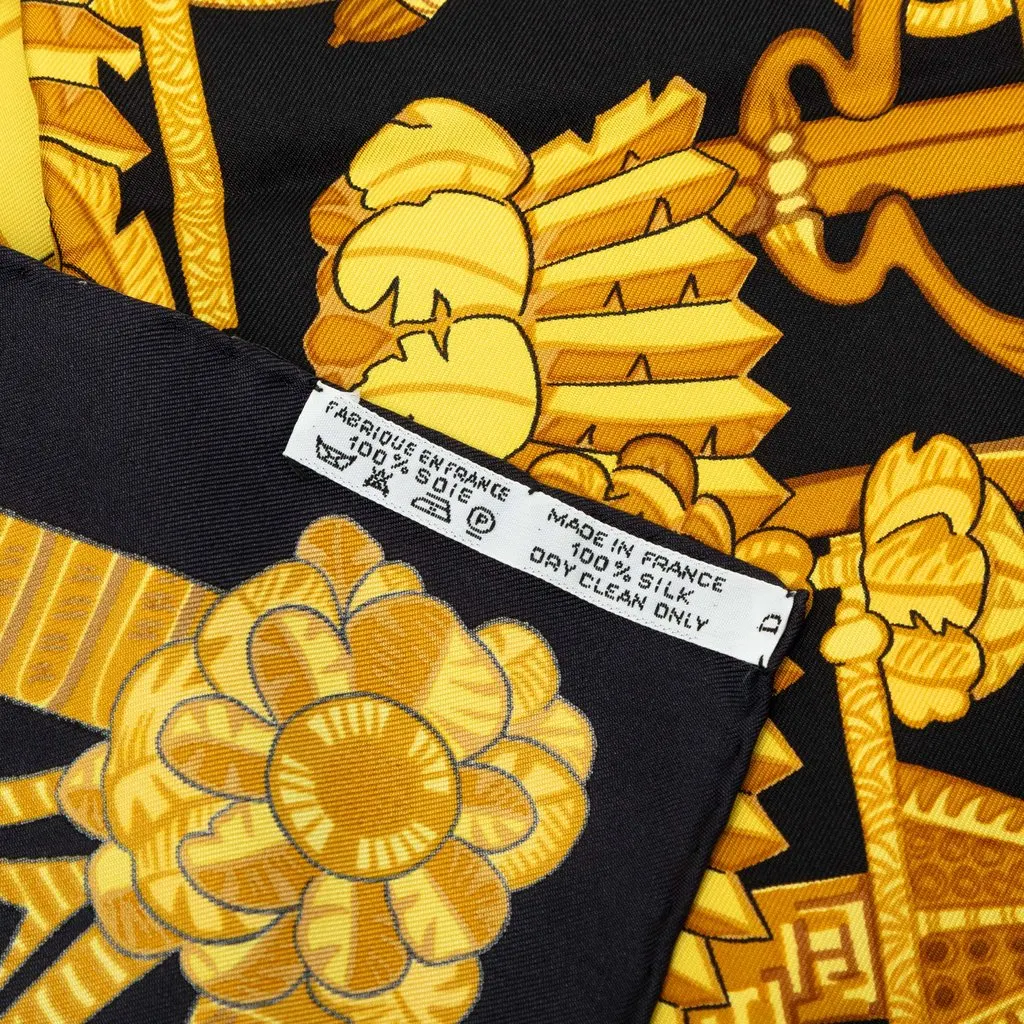 Hermès Armets en Panache Silk Scarf 90 Black Silk Good - Inside View