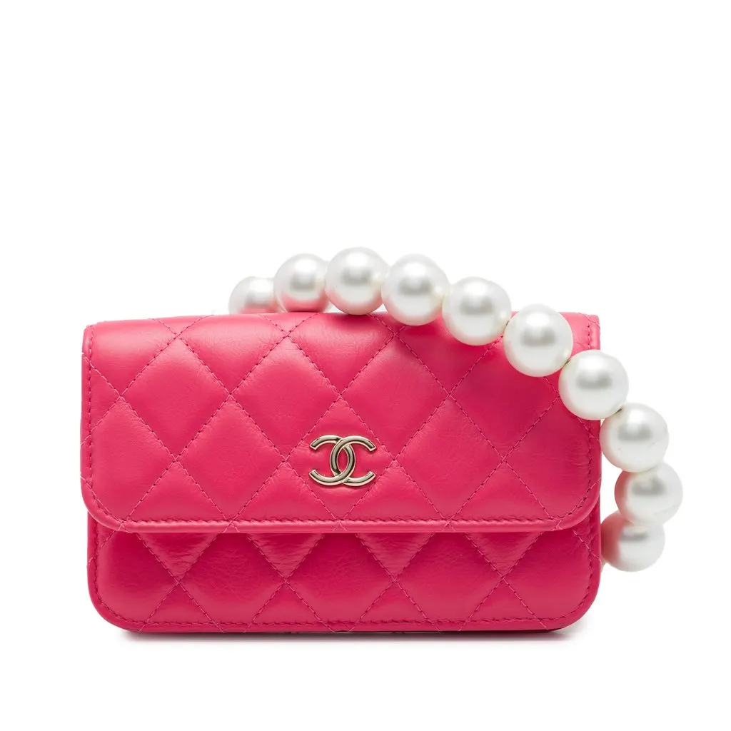 Chanel Quilted Lambskin Maxi Pearls Clutch With Chain Pink Leather Very good - Front View