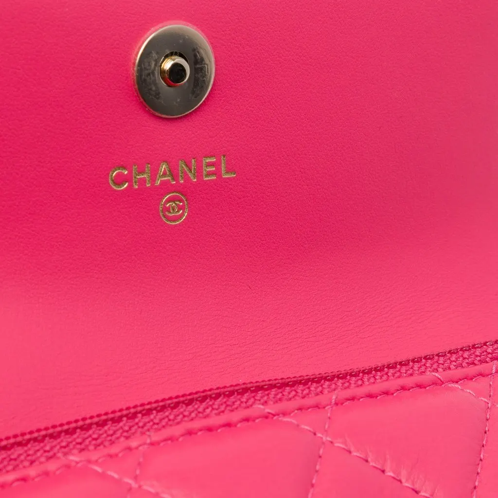 Chanel Quilted Lambskin Maxi Pearls Clutch With Chain Pink Leather Very good - Box View
