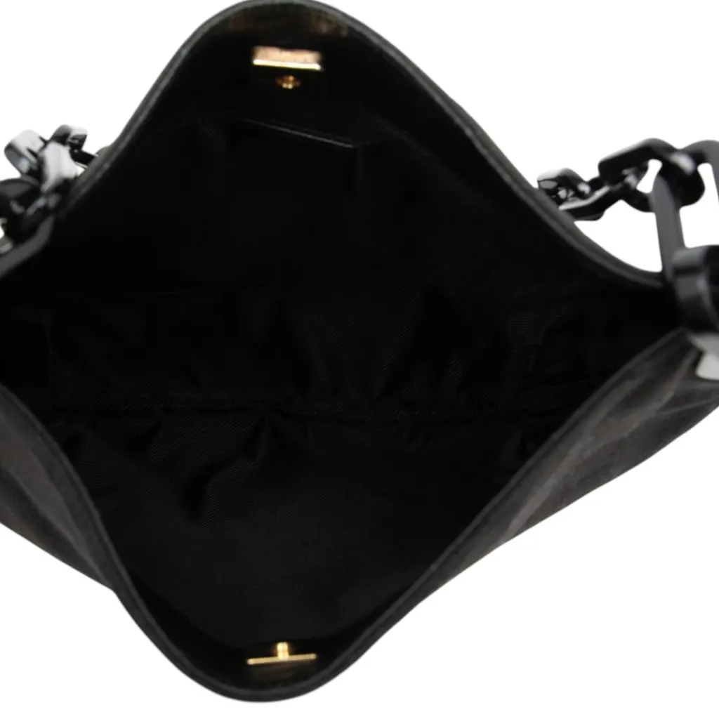 Gucci GG Canvas Chain Hobo Black Canvas Very good - Model View