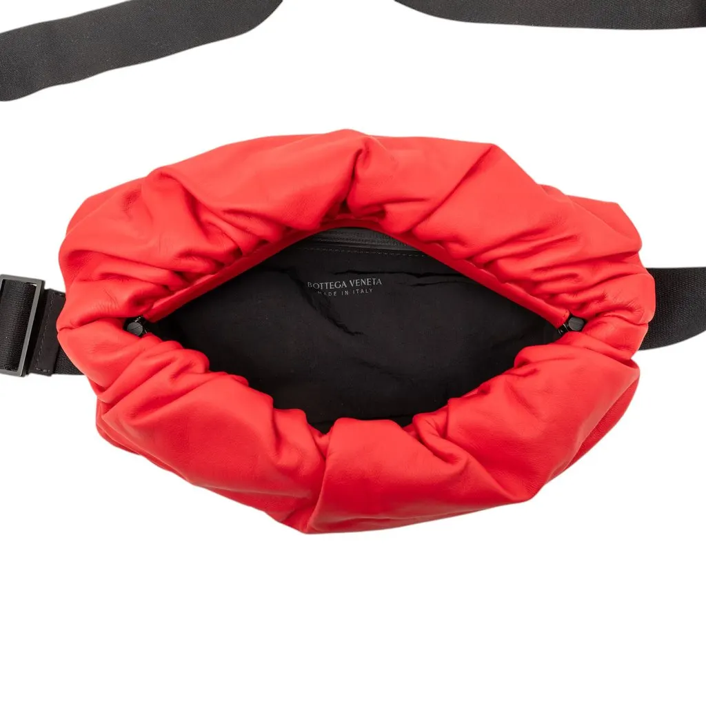 Bottega Veneta Calfskin The Body Pouch Belt Bag Red Leather Very good - Model View