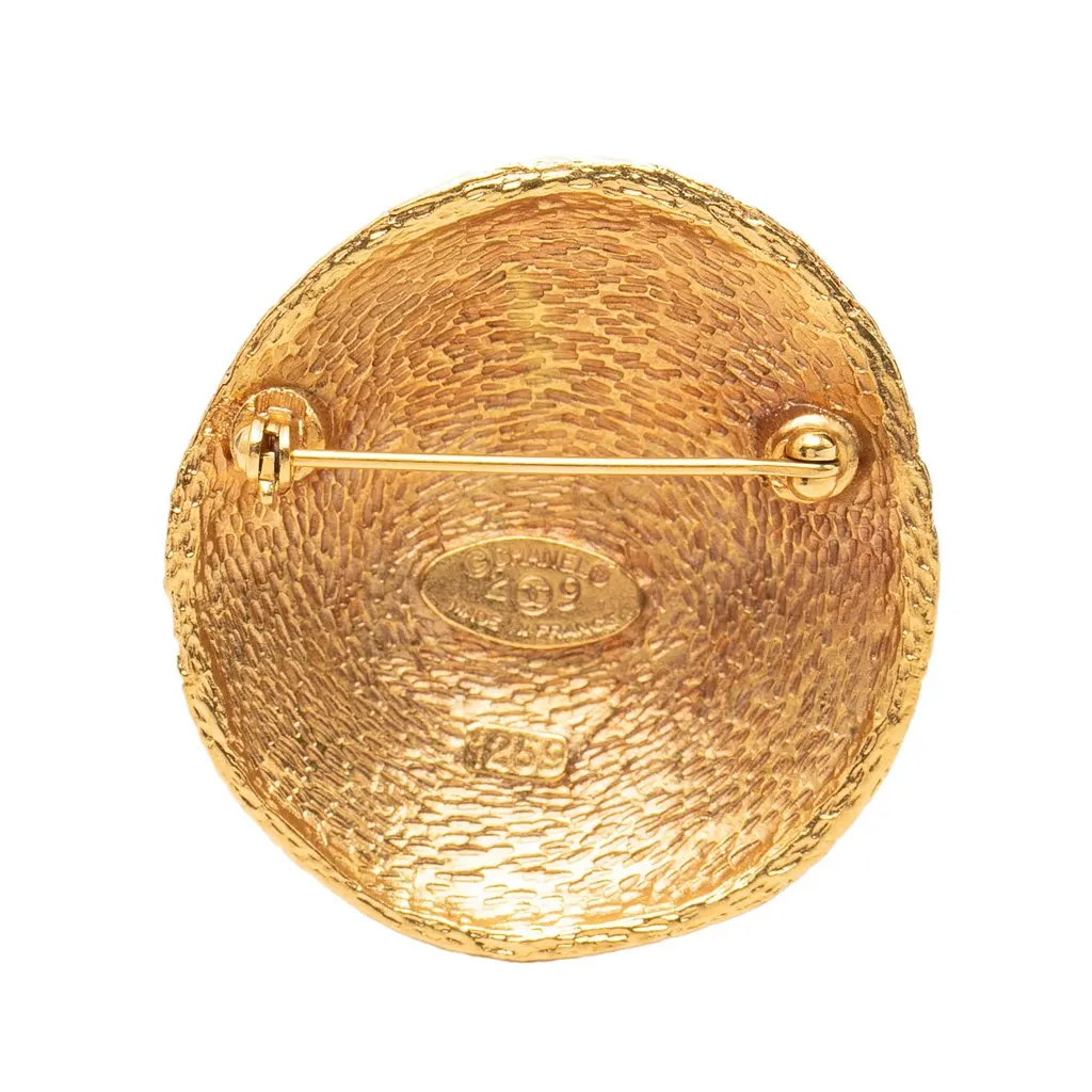 Chanel CC Gold Plated Woven Round Brooch Gold Metal Very good - Back View
